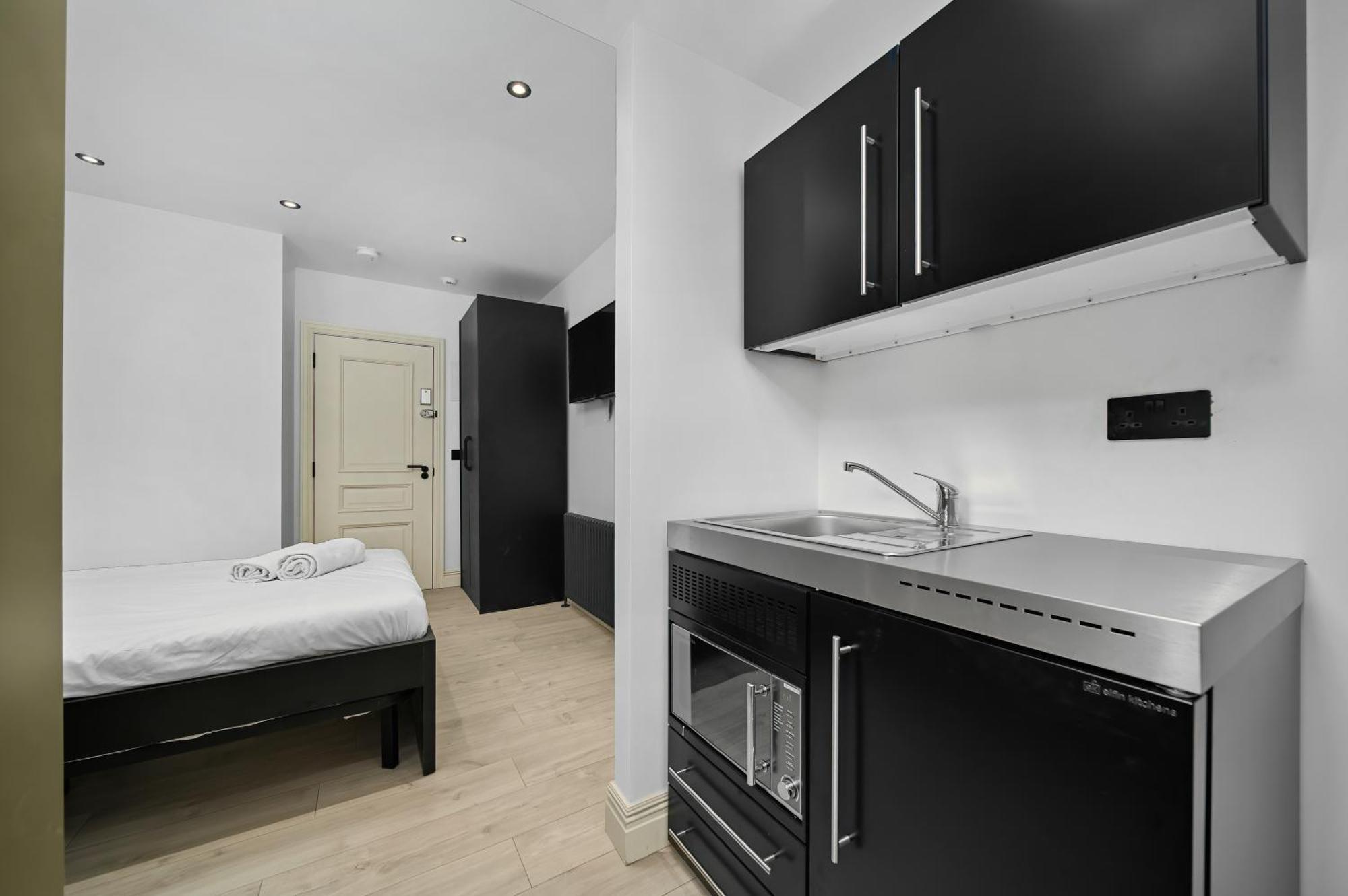Nine Elms Modern Studio Apartments London Exterior foto
